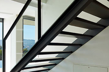 escaleras de hierro