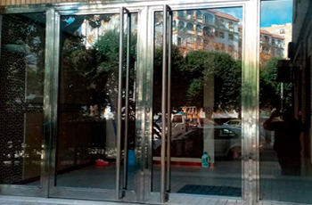 puertas de acero inox
